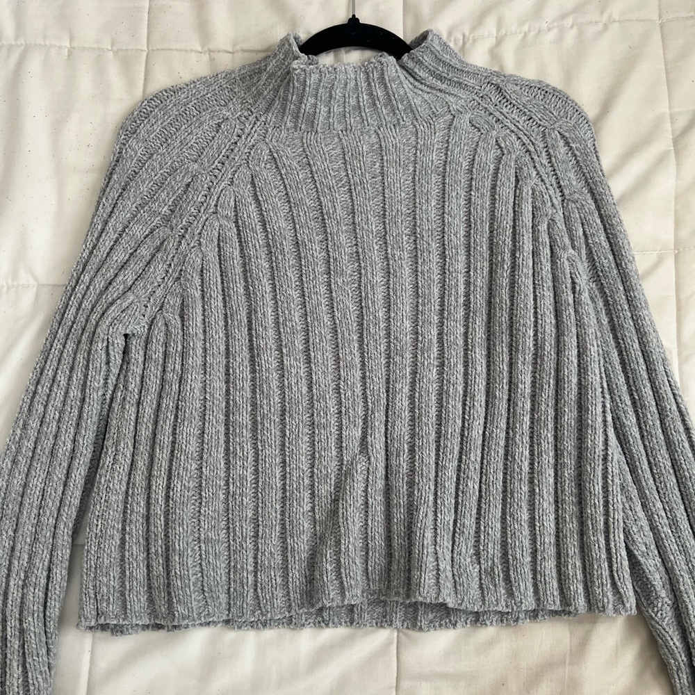 Gray Ribbed Women's Sweater